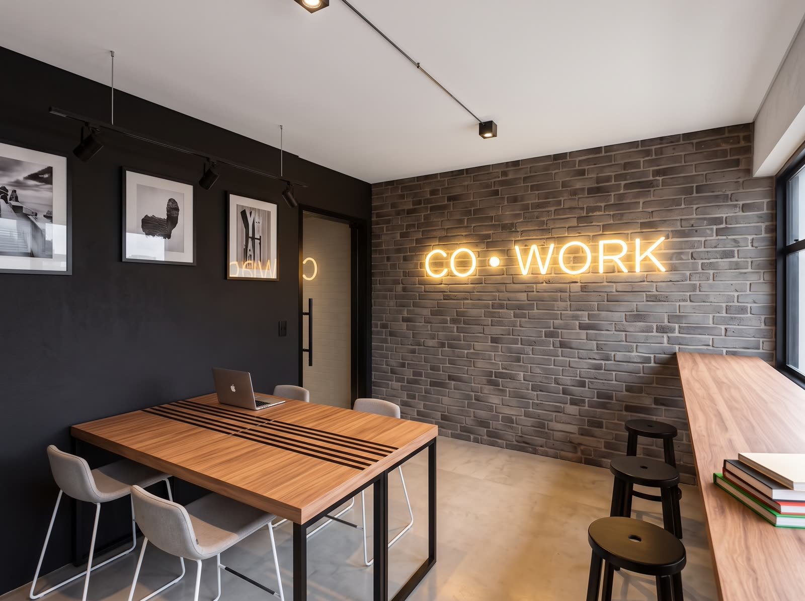 Sala de reunião do coworking